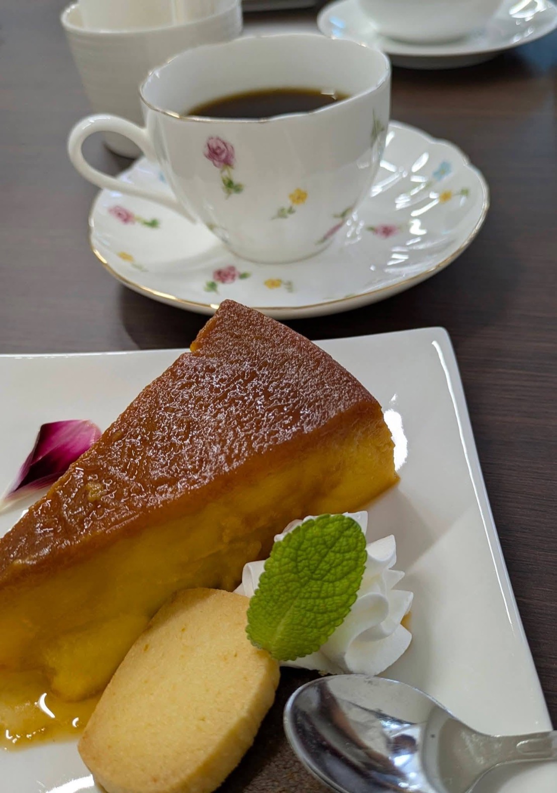 PAUSE CAFE ケーキとコーヒー